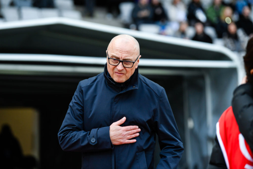 Leo Grozavu a dezvăluit ce le-a spus jucătorilor în vestiar după remiza cu Rapid: ”Meci ca între doi boxeri” 1 wp header logo 1016