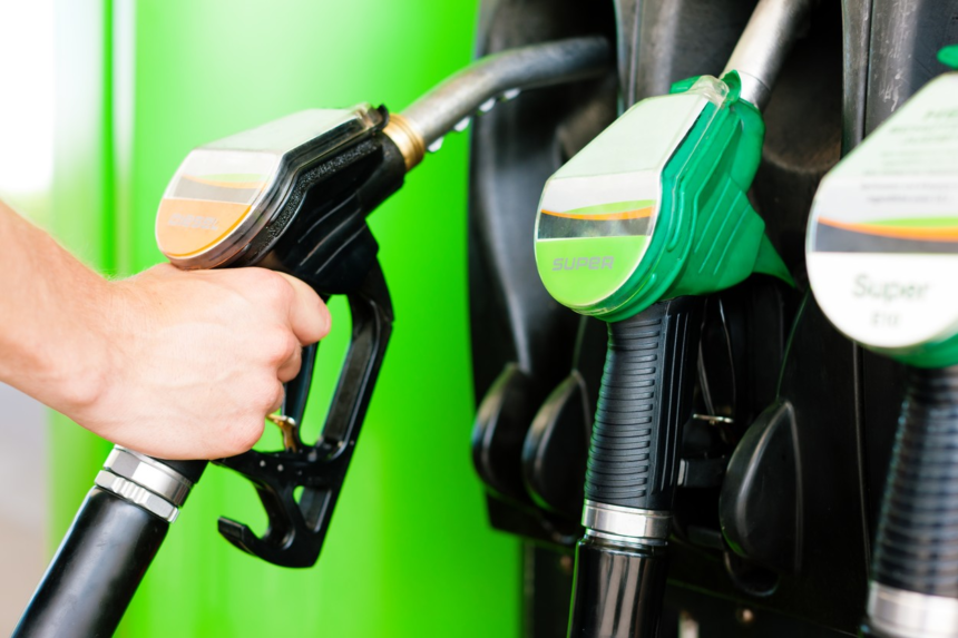 Carburanții se scumpesc din nou. Cât vom plăti la pompă pentru benzină și motorină începând cu 1 ianuarie 1 wp header logo 2130