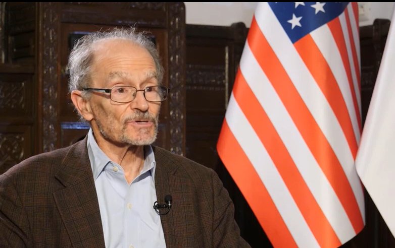 Cum poate câștiga România atenția SUA: apărare, patriotism, cultură. Daniel Fried, fost ambasador: „Lumea lui Trump iubește asta” 1 wp header logo 2132