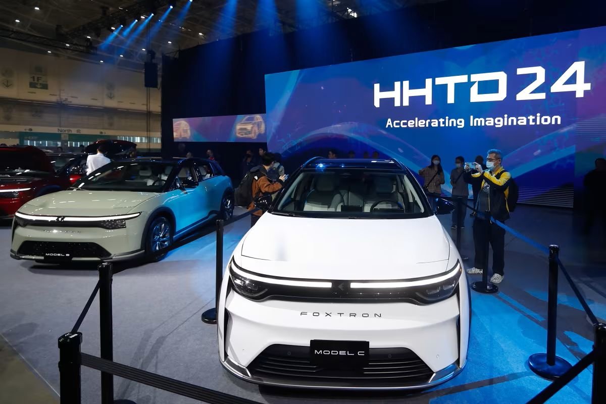 Foxconn lansează primul său vehicul electric, Bria EV 1 wp header logo 3127
