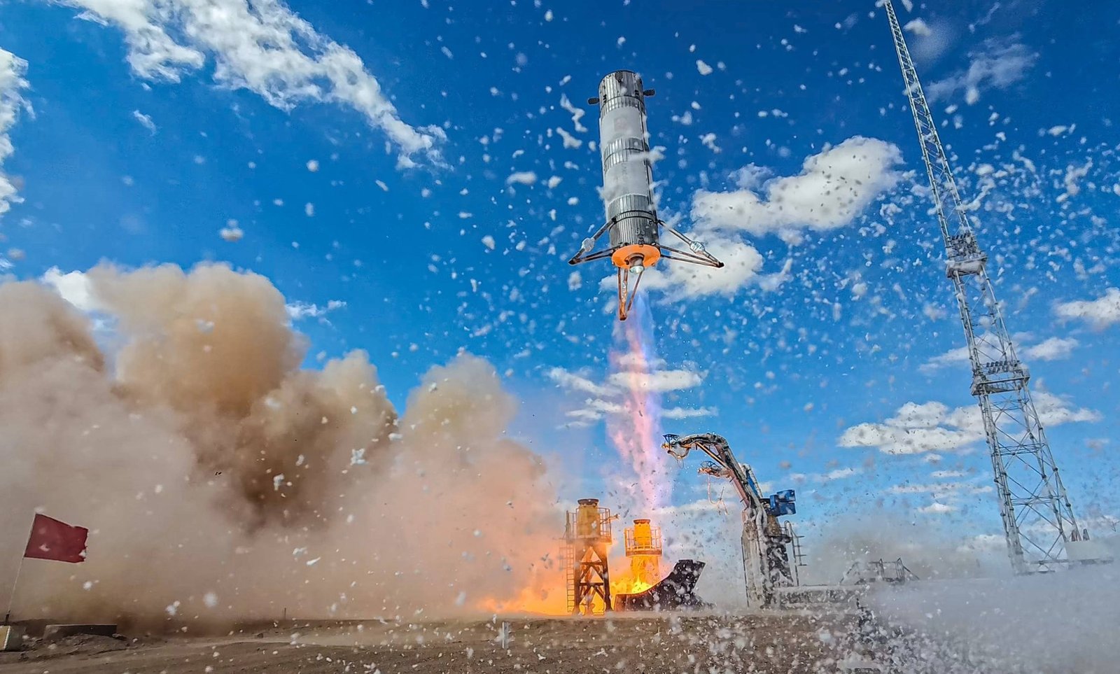 Compania chineză LandSpace vizează să ajungă din urmă compania SpaceX a lui Elon Musk / Recent, a devenit prima entitate chineză care a efectuat un test cu o rachetă reutilizabilă 1 wp header logo 3387