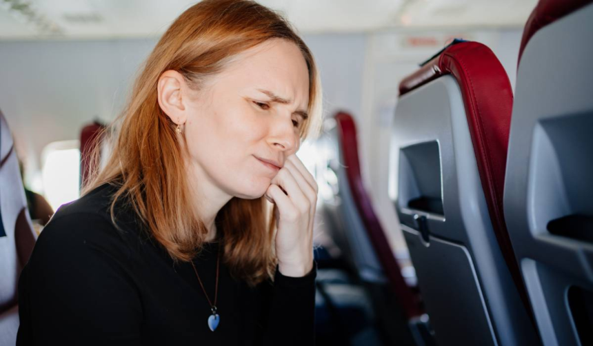 Efectele Zborului cu Avionul asupra Sănătății Danturii Tale 1 wp header logo 826