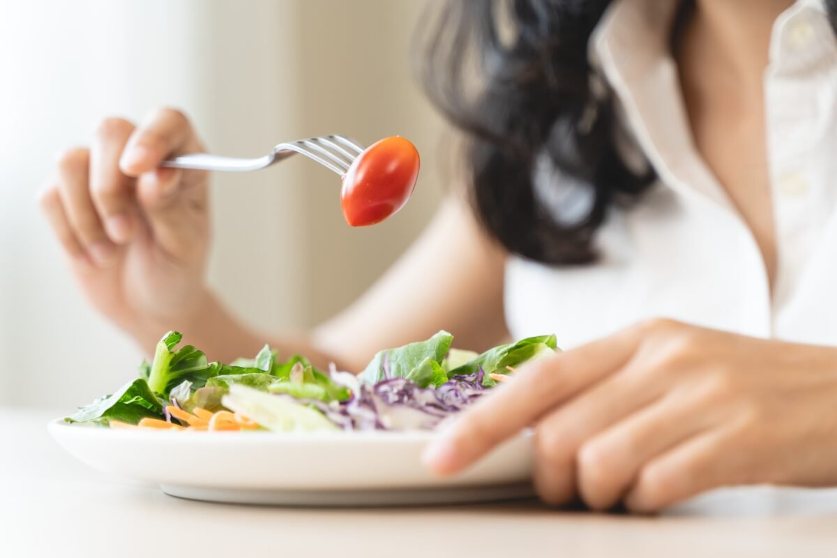 Ce să mănânci la cină pentru un abdomen plat 1 wp header logo 1162