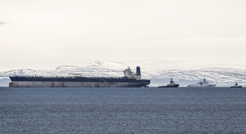 Petrolierul rus Marinera a ajuns în apele britanice, escortat de Paza de Coastă americană 1 wp header logo 1464