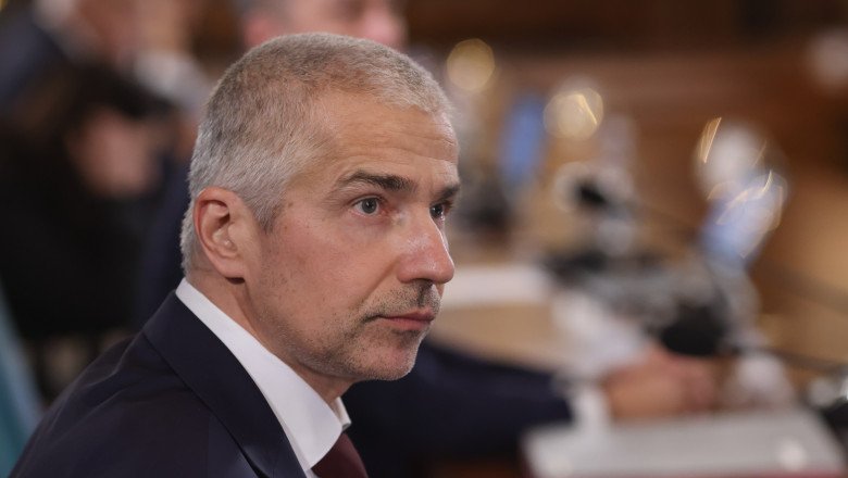 Nicușor Dan, reacție tranșantă în scandalul de plagiat al ministrului Justiției: „Sunt bătălii mai importante în care să mă implic” 1 wp header logo 2166