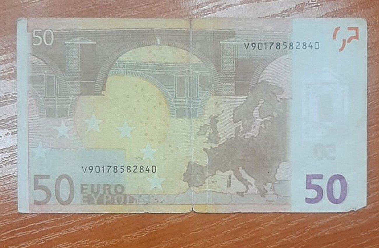 FOTO Primele cumpărături cu euro falși în Bulgaria, după ce țara a trecut la moneda unică la 1 ianuarie 1 wp header logo 781