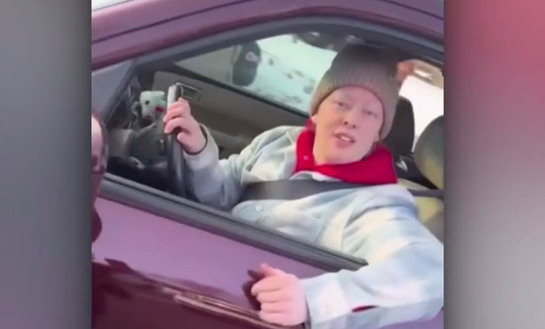 Femeia din Minneapolis, filmată cu câteva secunde înainte de a fi ucisă de un agent ICE. Care au fost ultimele ei cuvinte 1 wp header logo 999