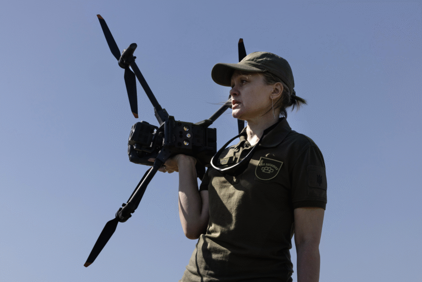 Lecția valoroasă pentru războiul cu drone învățată de militarii britanici de la ucraineni. Și americanii o folosesc 1 wp header logo 1197