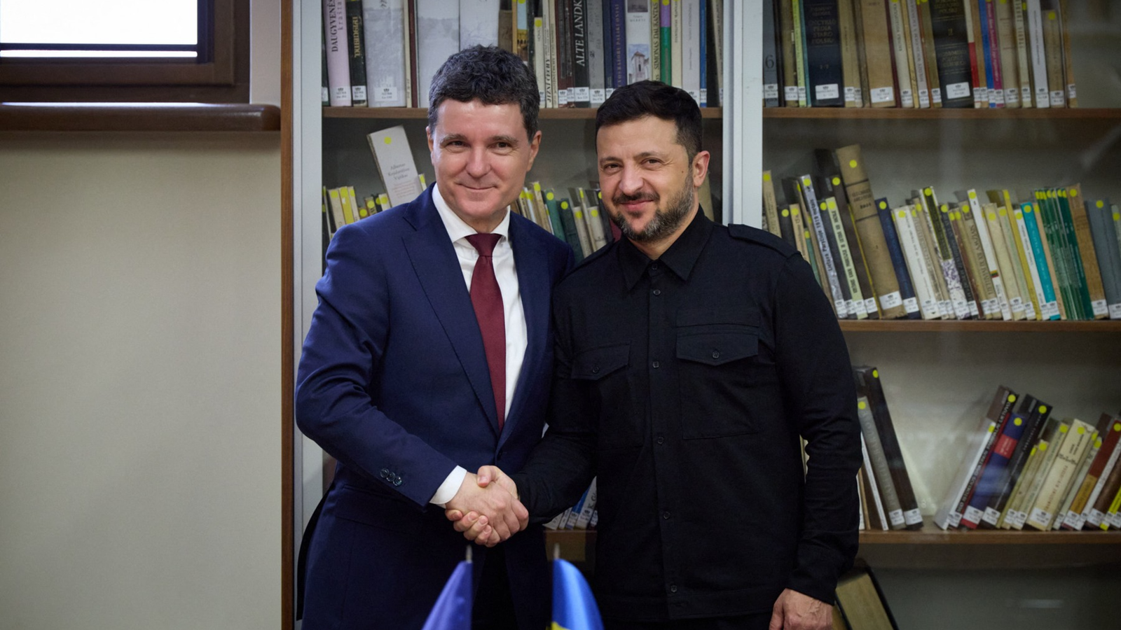 Nicușor Dan și Ilie Bolojan au transmis mesaje la împlinirea a patru ani de la declanșarea războiului pe scară largă din Ucraina 1 wp header logo 1870