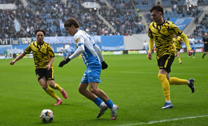 Universitatea Craiova - Metaloglobus 1-1, ACUM. Oltenii restabilesc egalitatea 1 wp header logo 2243