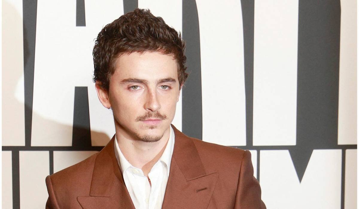 Cine e românca din Bacău cu care a fost surprins actorul Timothée Chalamet, într-un hotel din Paris. Are 26 de ani și se speculează că ar putea să o înlocuiască pe Kylie Jenner 1 wp header logo 418