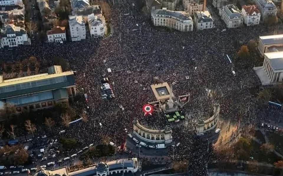 Miting uriaș al opoziției, la Budapesta. „Patria noastră face parte din comunitatea europeană, din NATO”, a spus oponentul lui Orban 1 wp header logo 1125
