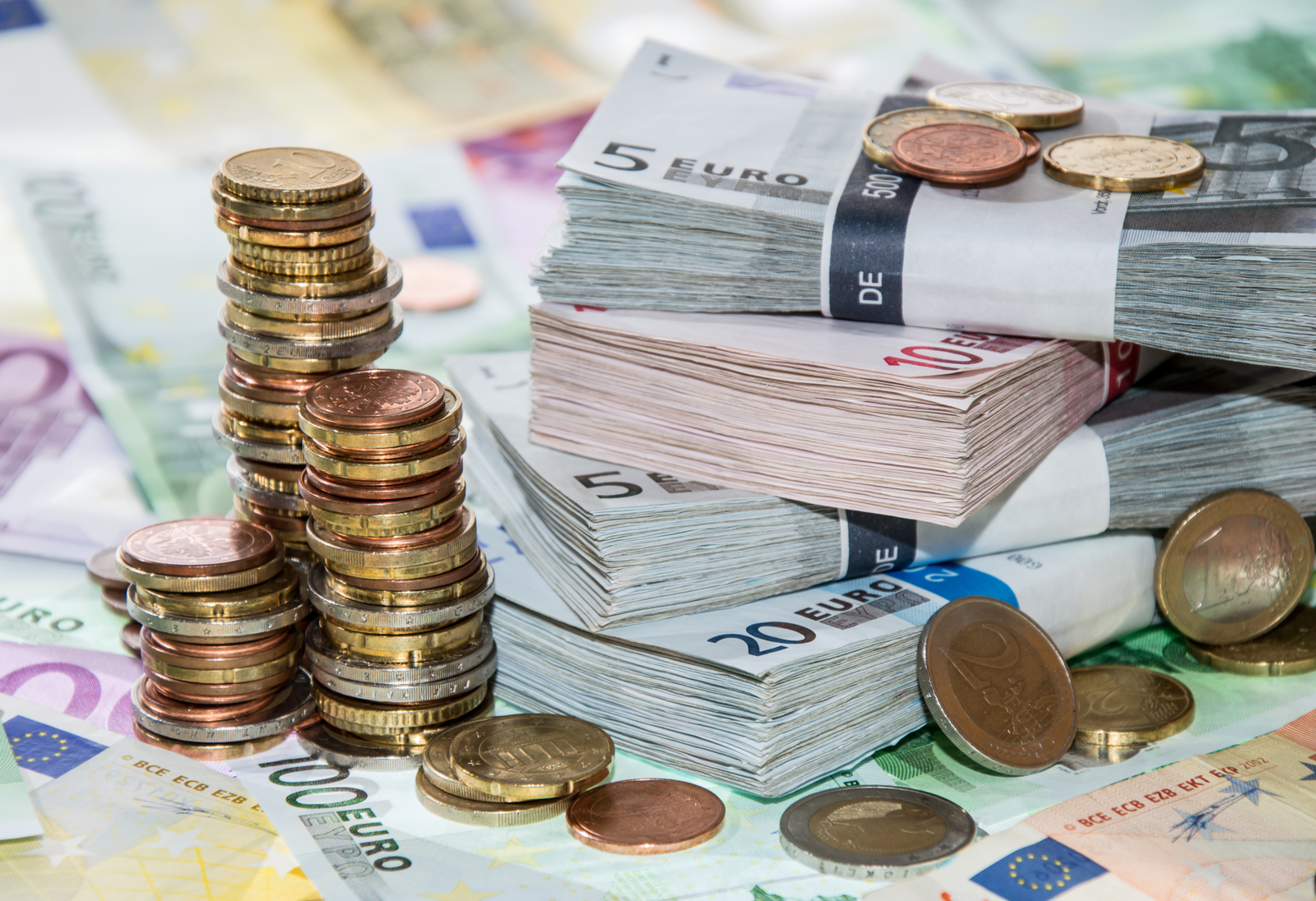 BNR: Datoria externă a României a crescut la 229 de miliarde de euro în ianuarie. Ce arată datele despre capacitatea de plată a țării 1 wp header logo 1214