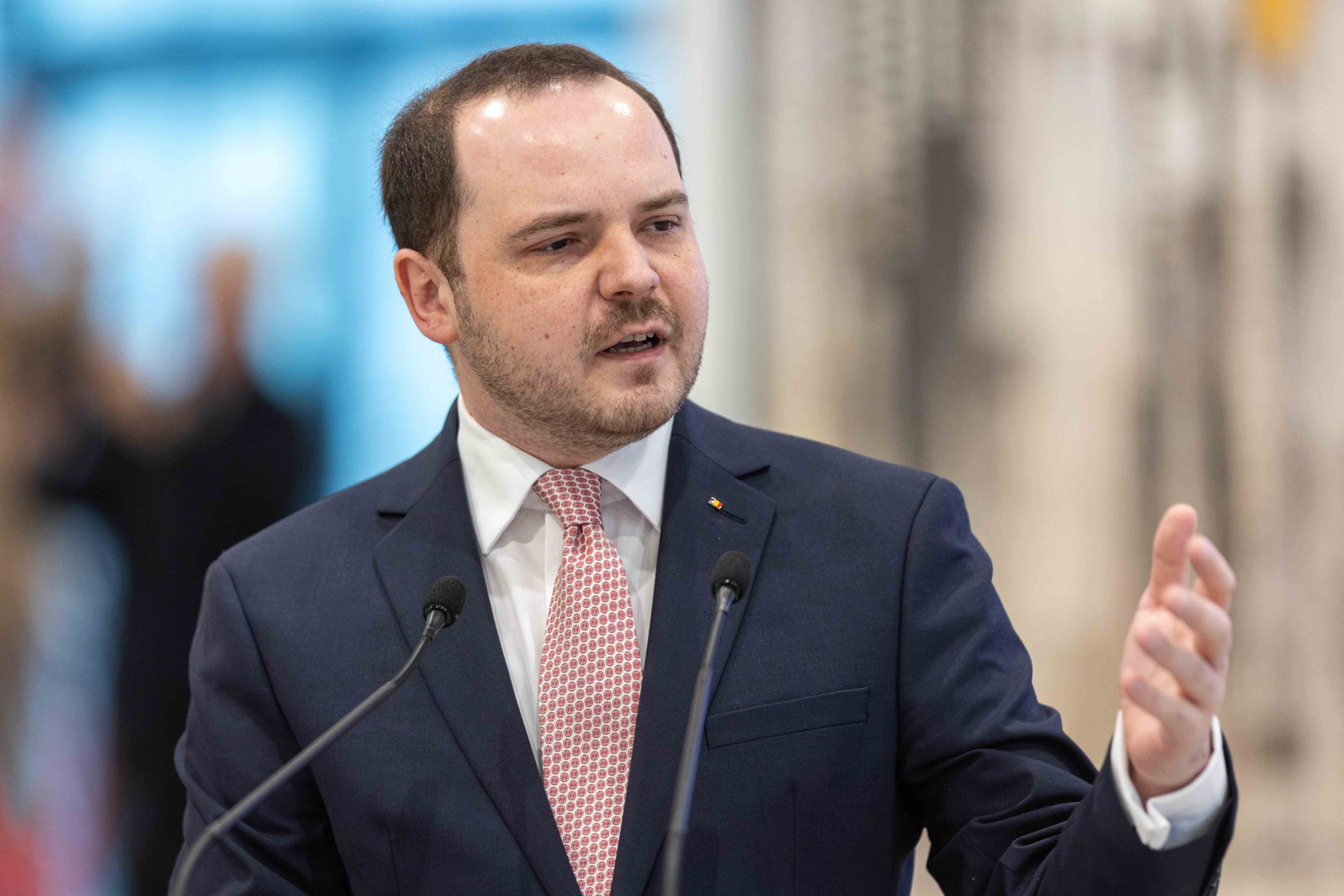 „Sunt pacient cronic și, de câte ori mă duc la spital, simt că deranjez!” Reacția ministrului Sănătății la nemulțumirea unui bolnav 1 wp header logo 1295
