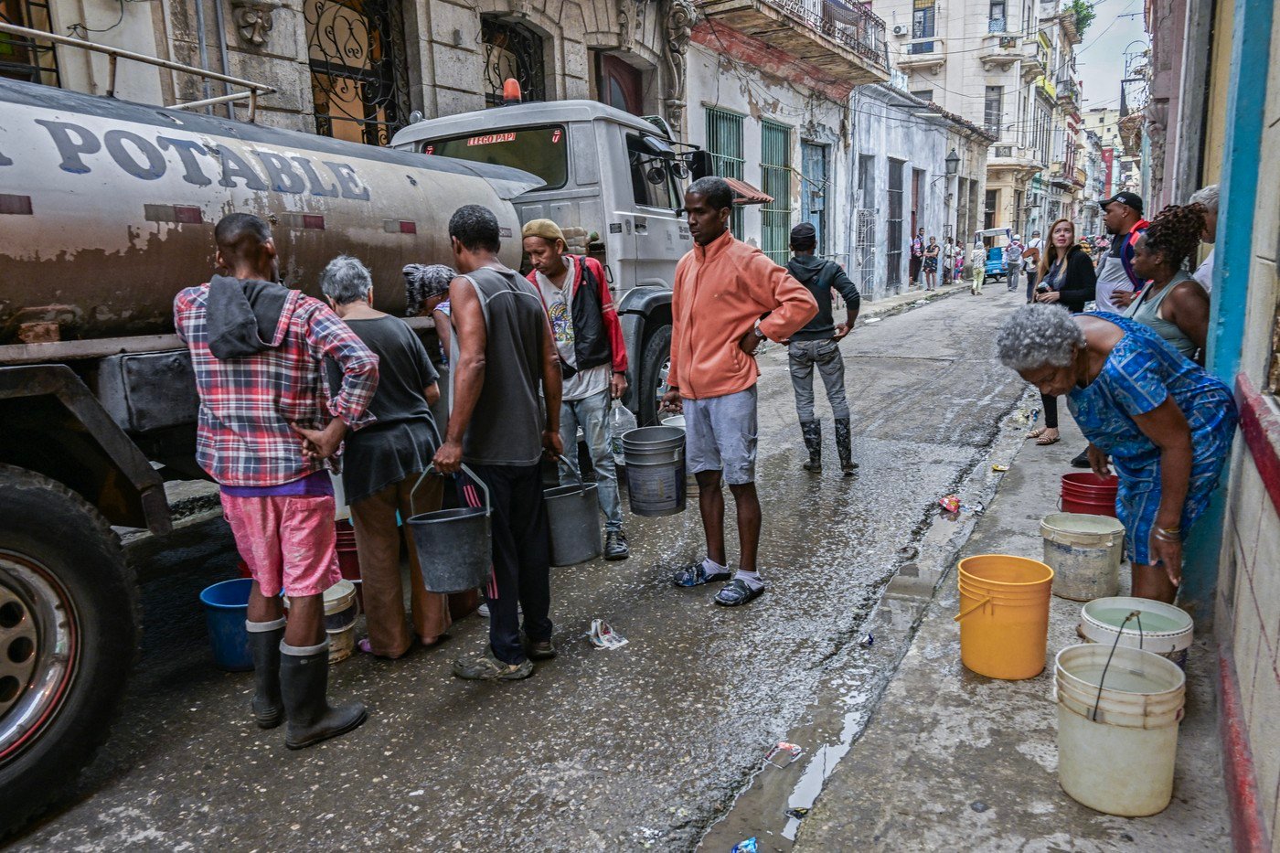 Cuba se pregătește pentru o posibilă invazie a SUA, în timp ce criza de combustibil și electricitate lasă Havana fără apă 1 wp header logo 1535