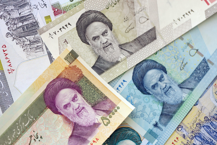 Iranul, care se confruntă cu o inflație-record, a lansat bancnota de 10 milioane de riali. Valoarea ei este de doar 6,56 euro 1 wp header logo 1889