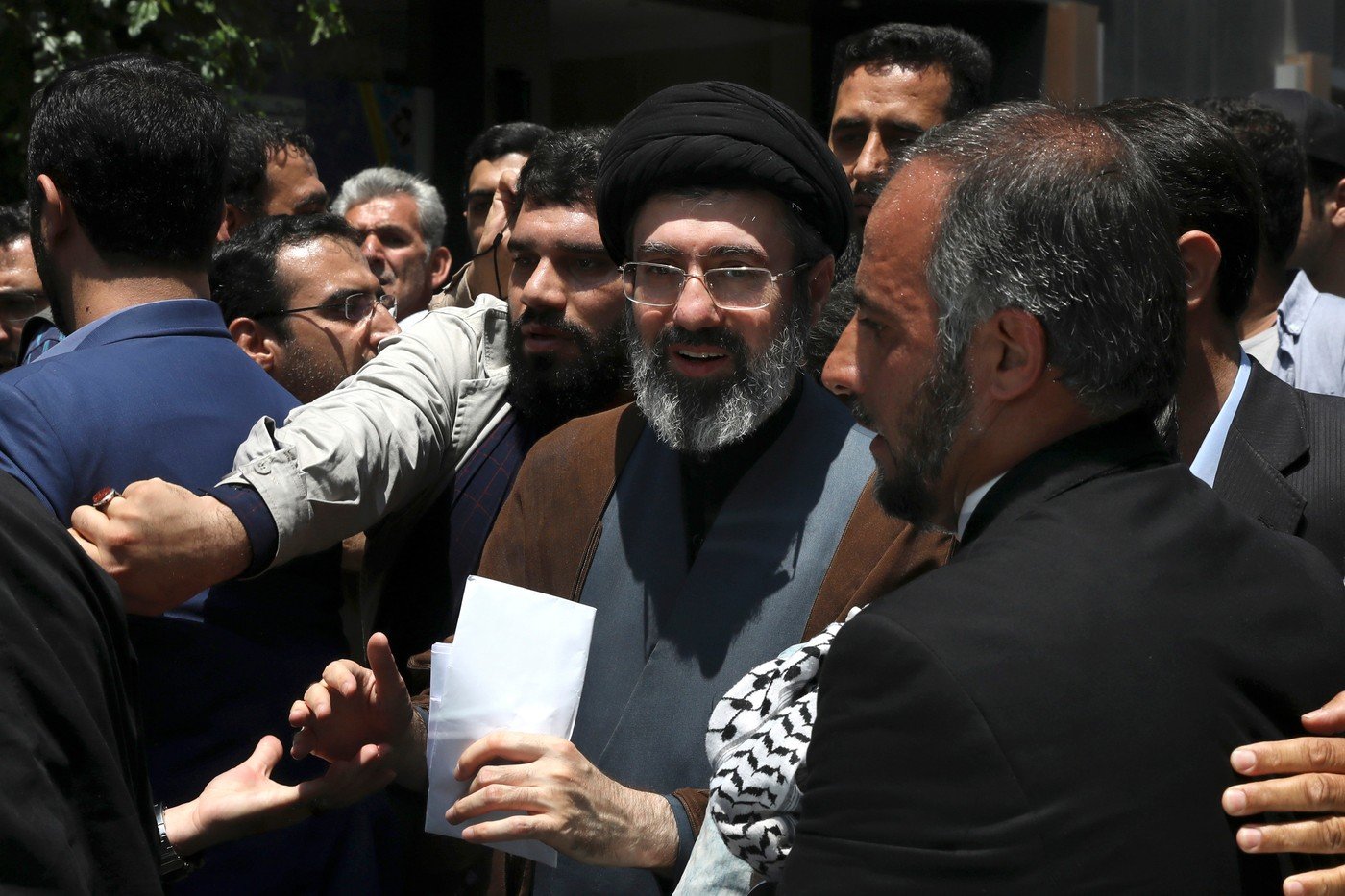Noul lider suprem al Iranului, influent succesor al tatălui său. Trump nu a fost de acord ca Mojtaba Khamenei să preia conducerea 1 wp header logo 554