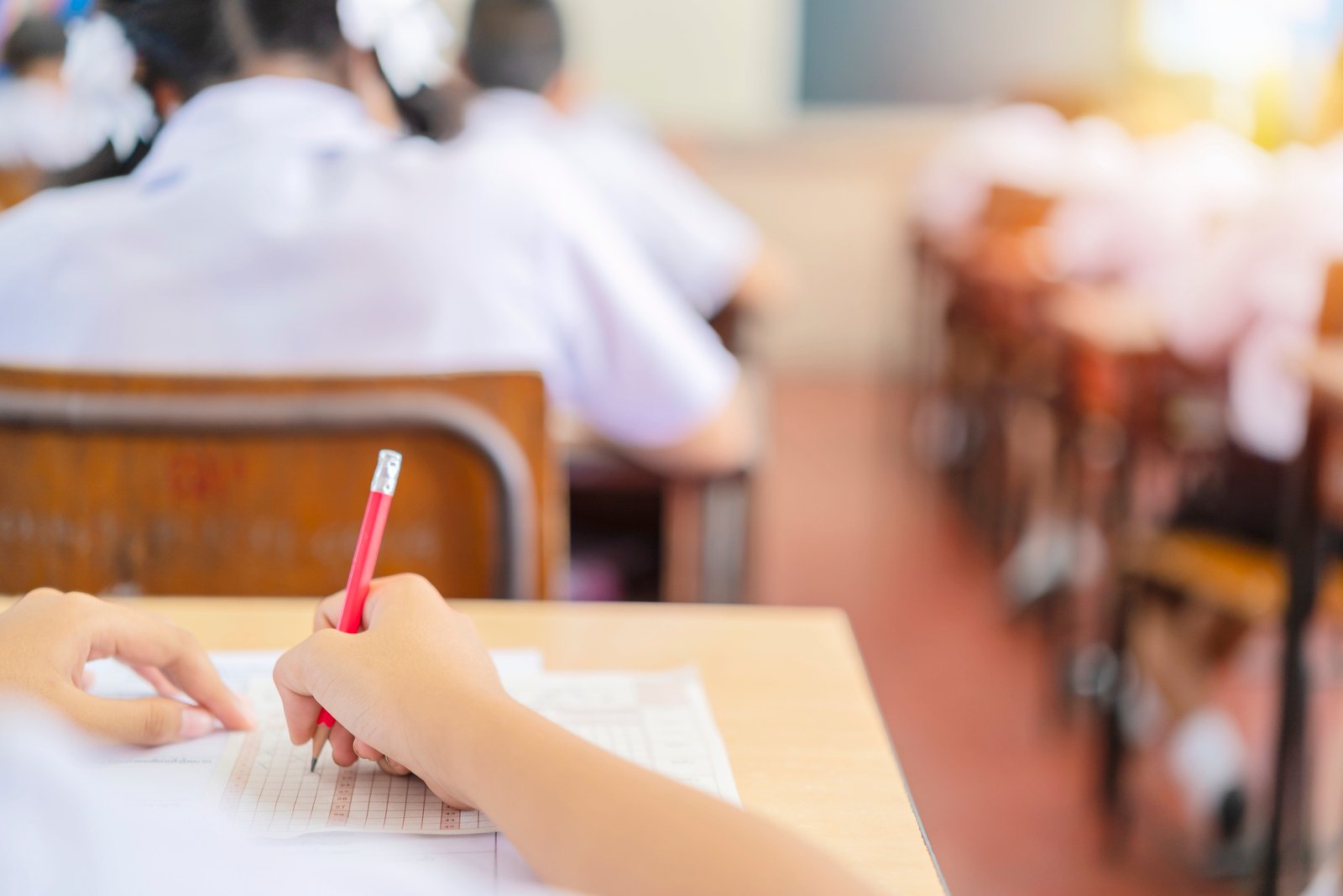 Cum trebuie să fie un director de școală. Ministerul Educaţiei supune dezbaterii publice profilul profesional al managerului şcolar 1 wp header logo 780