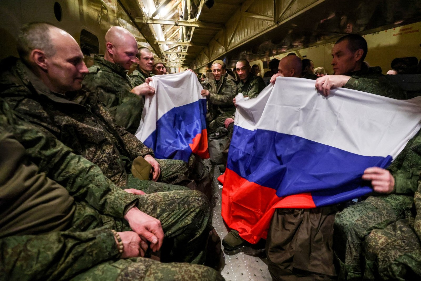 Ce condamnări au primit cinci militari ucraineni, participanți la ofensiva din Kursk, după ce au căzut prizonieri în Rusia 1 wp header logo 987