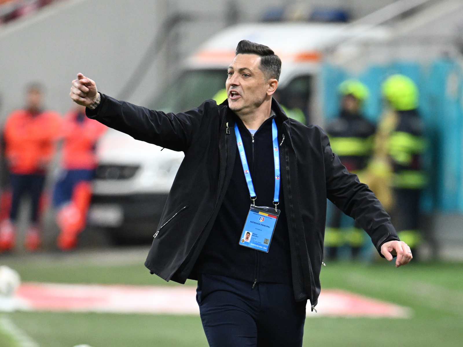 Gigi Becali tremură! Mirel Rădoi are oferta pe masă și ar putea pleca de la FCSB. MM: „Unde îi e mai bine!” 1 wp header logo 1153