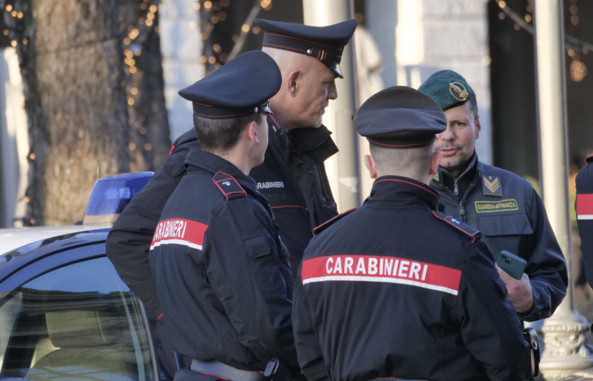 Alertă în Napoli. Angajați și clienți ai unei bănci au fost luați ostatici de o bandă de hoți 1 wp header logo 1269