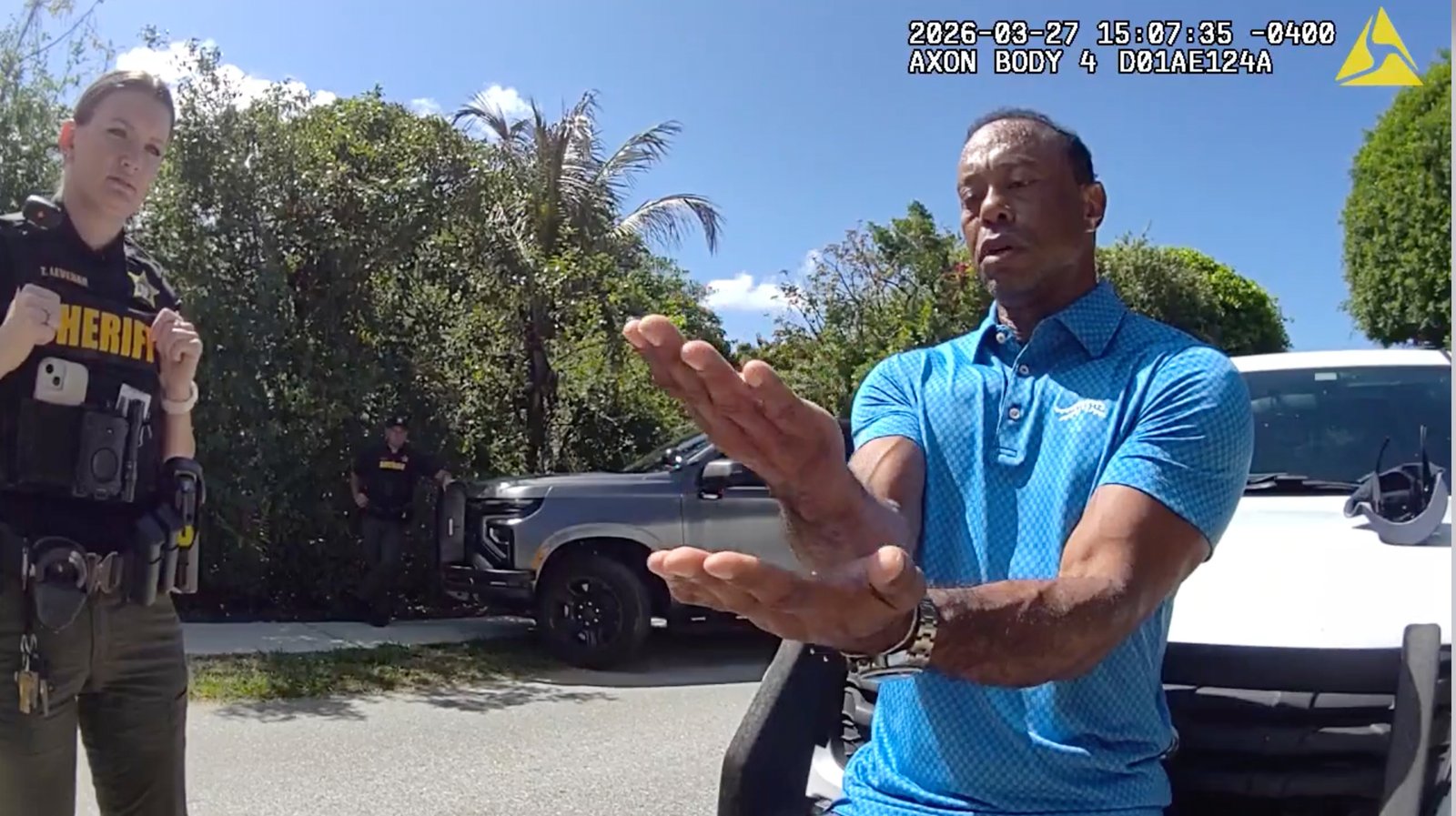 Tiger Woods, la telefon cu Donald Trump după accident, surprins de camera poliției 1 wp header logo 156