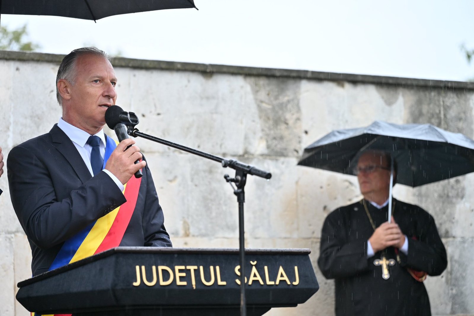 Licitații trucate la CJ Sălaj. Acuzațiile oficiale ale procurorilor DNA față de Dinu Iancu Sălăjanu și ceilalți doi șefi 1 wp header logo 1855
