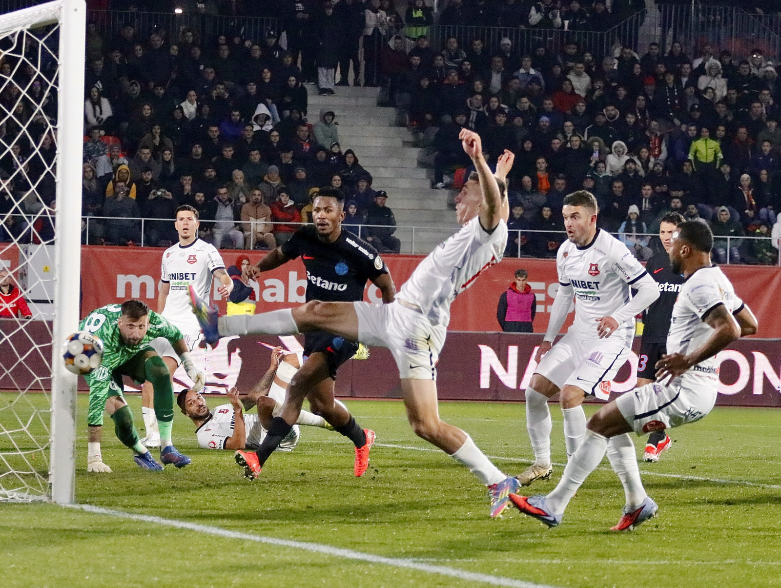 Surpriză în Superliga: a cerut falimentul clubului pe care l-a antrenat ani la rând 1 wp header logo 2085