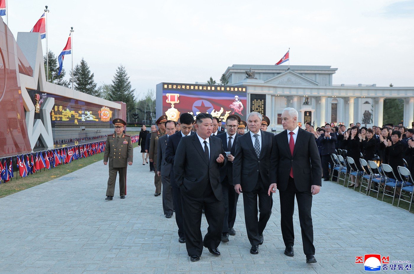 Coreea de Nord va continua să susţină Rusia, anunţă Kim Jong-un. „Pregătiri pentru perioada de după războiul din Ucraina” 1 wp header logo 2159