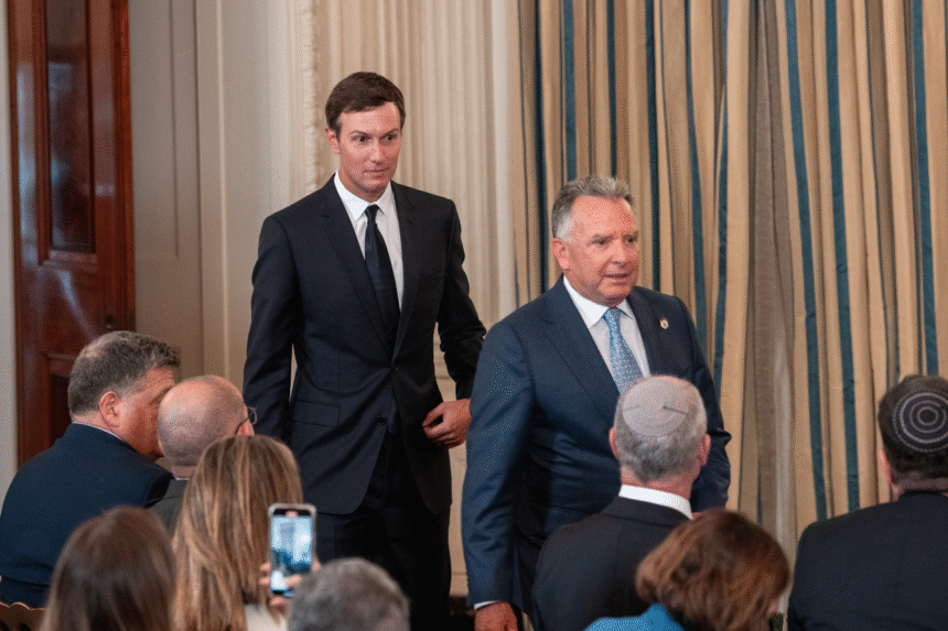 Emisarii americani Steve Witkoff şi Jared Kushner ar putea vizita Ucraina, anunţă consilierul lui Zelenski 1 wp header logo 305