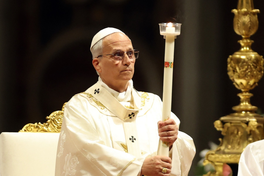 Îndemnul papei Leon către lume, din timpul vigiliei pascale de sâmbătă seară, în contextul războaielor: „Să nu ne lăsăm paralizaţi!” 1 wp header logo 335