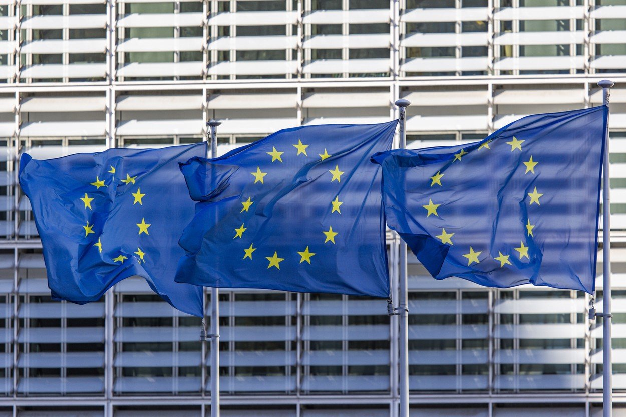 UE, reacție după declarațiile lui Trump despre NATO: „Legăturile transatlantice rămân cruciale pentru securitatea noastră” 1 wp header logo 39
