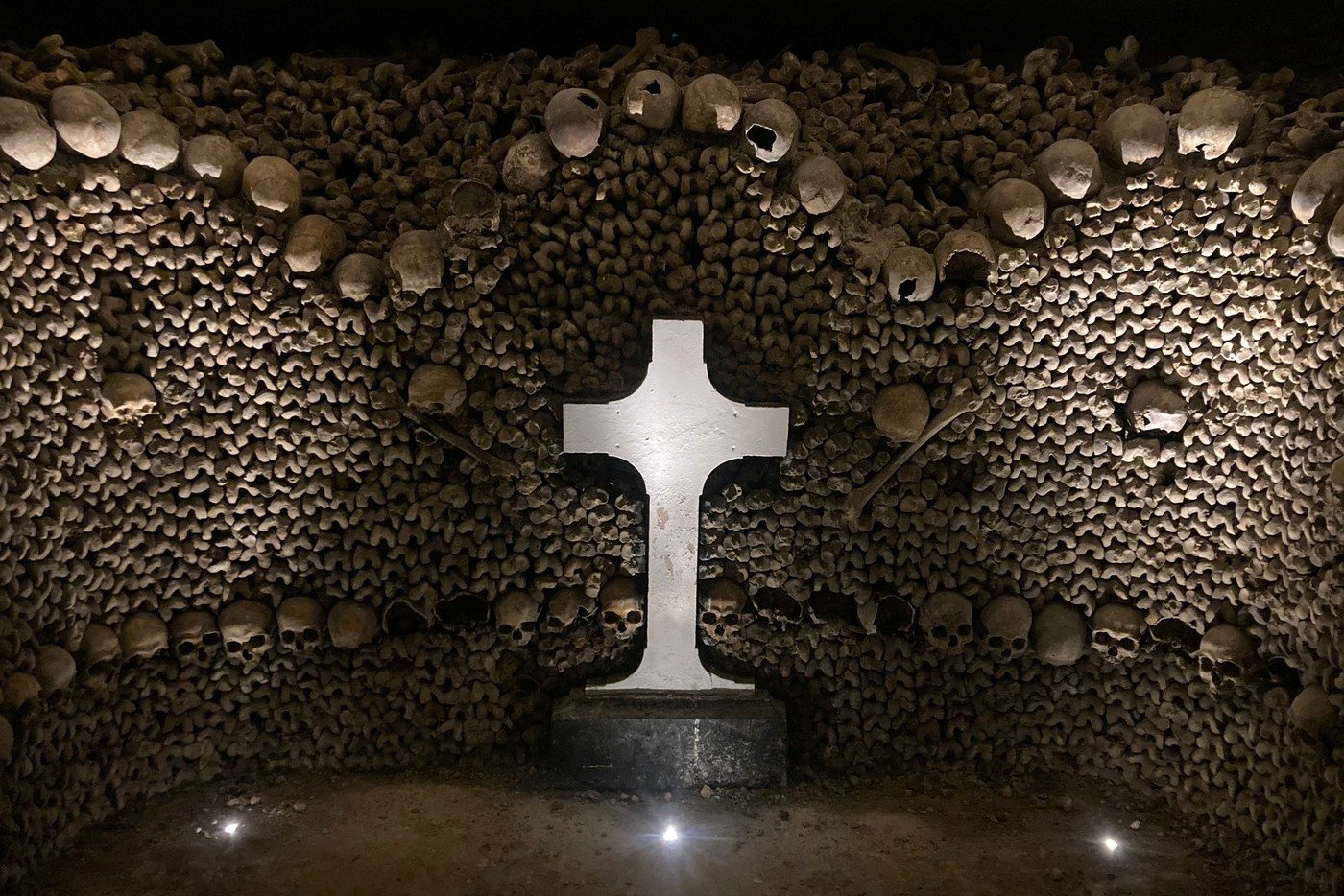 Catacombele din Paris, redeschise după șase luni. Ce s-a schimbat în urma lucrărilor de modernizare 1 wp header logo 632