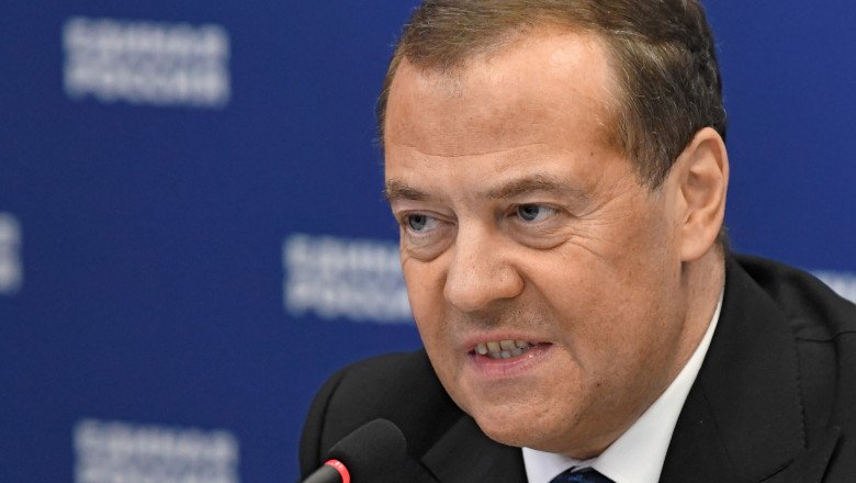 „Riscuri absolut inacceptabile pentru securitatea țării noastre”. Medvedev acuză din nou descoperirea de arme biologice în Ucraina 1 wp header logo 721