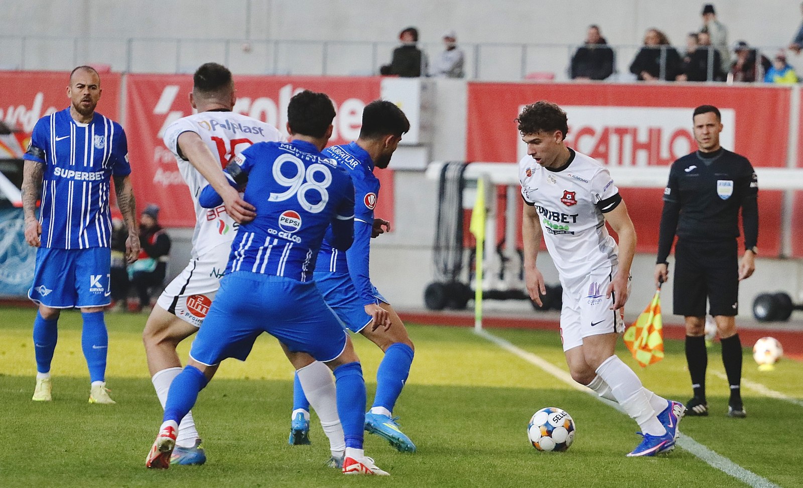 Farul - FC Hermannstadt 0-0, LIVE TEXT pe Sport.ro, ACUM. Ocazii mari de ambele părți. Se joacă pe contre! 1 wp header logo 778