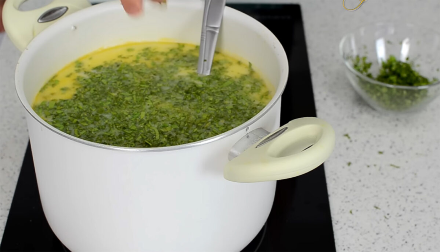 Condimentul care nu trebuie pus, sub nicio formă, în ciorba de miel. O poți arunca la gunoi, dacă faci greșeala asta 1 wp header logo 814