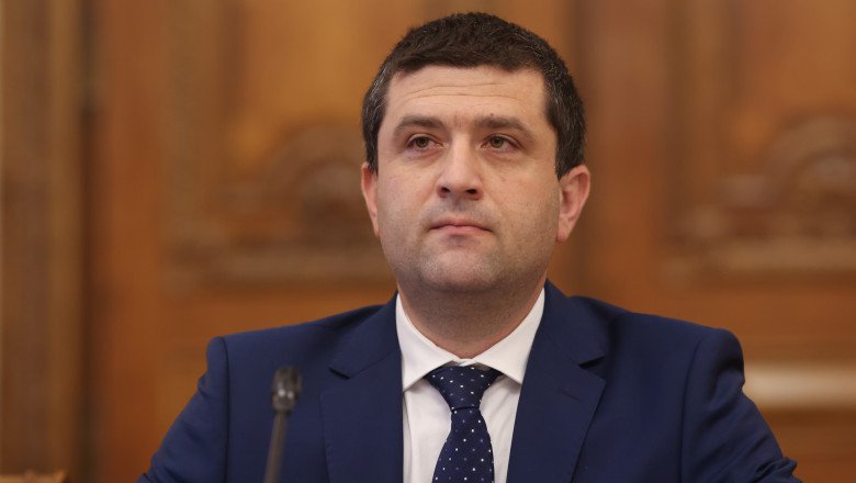 Radu Miruţă: „În fabricile de armament din România au crescut copaci, de bine ce au fost folosiţi banii din înzestrare pentru armată” 1 wp header logo 1144