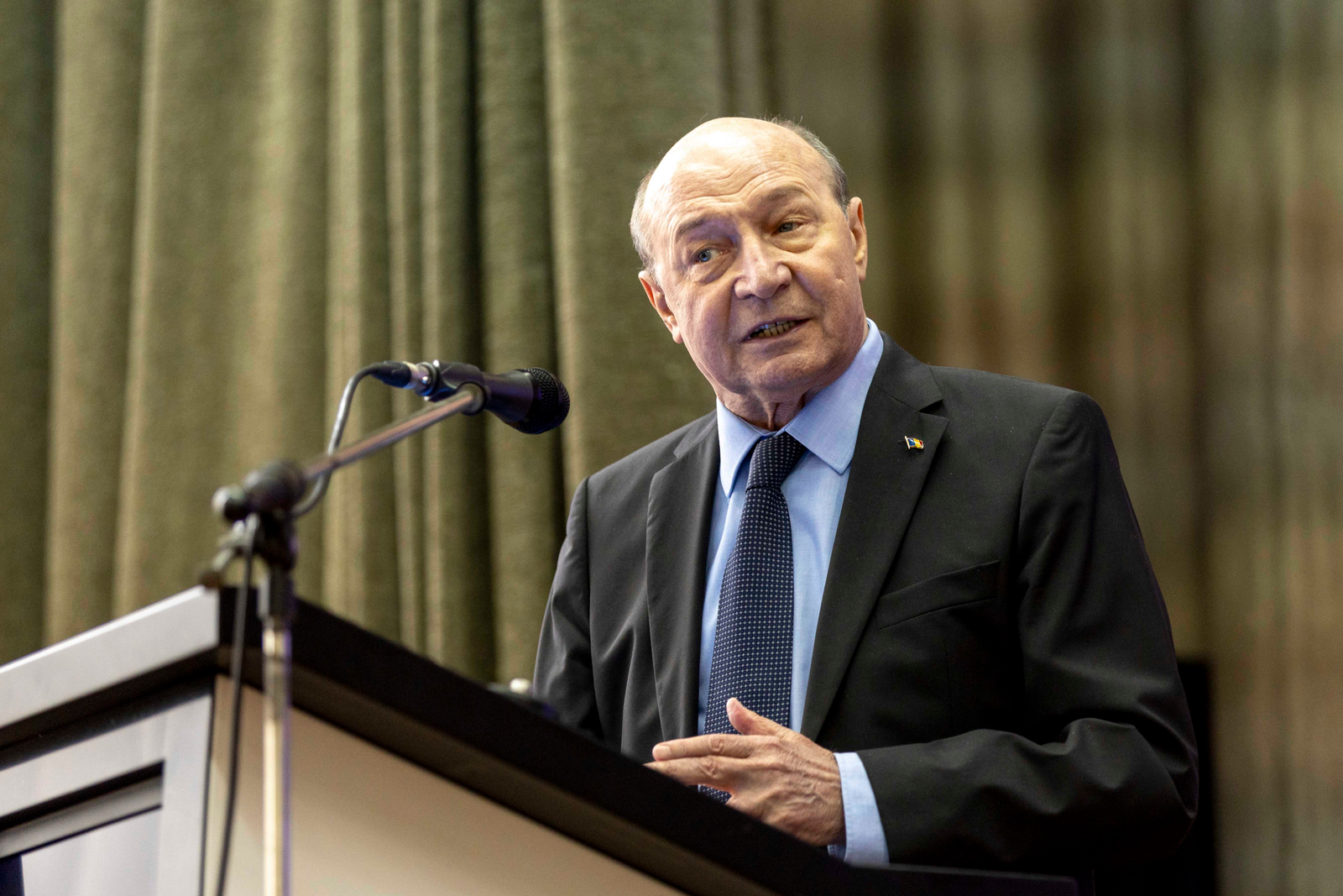 Traian Băsescu spune cine este „liberalul 100%” pe care l-ar vedea în funcția de premier. „Nu-l pune nimeni sub semnul întrebării” 1 wp header logo 1165
