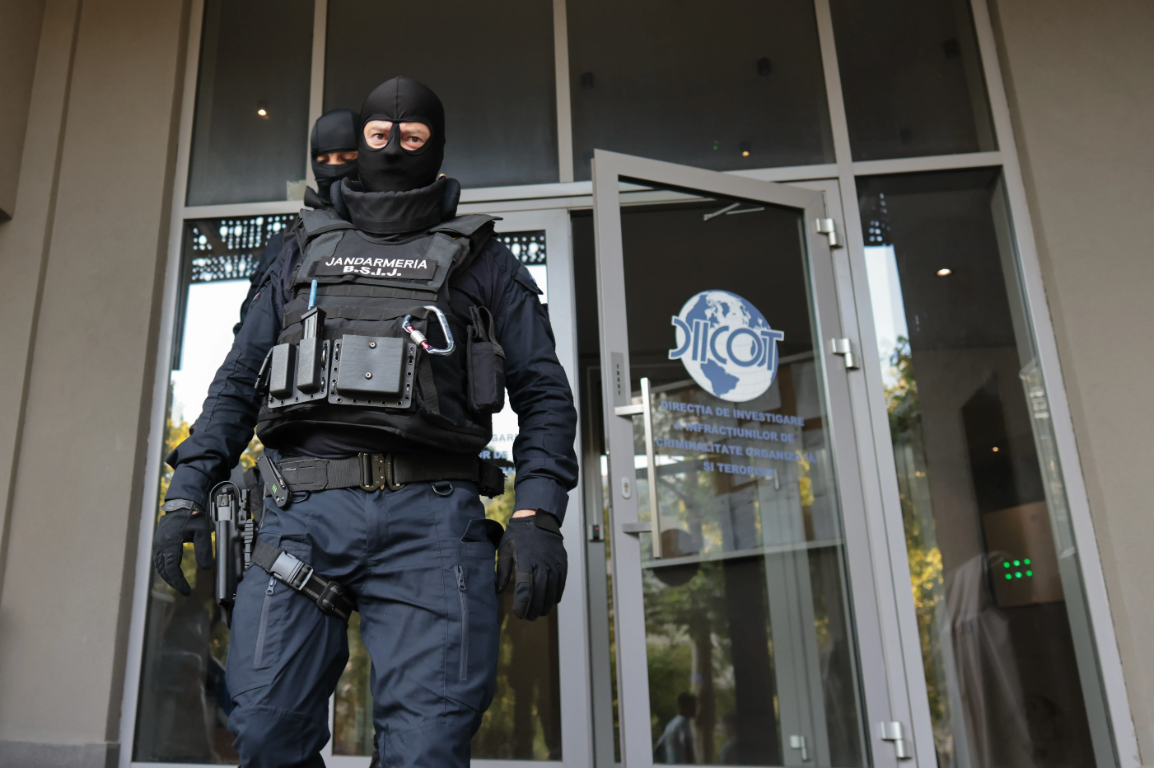 DIICOT: Un turc a introdus în Portul Constanța peste 200 de kilograme de heroină din Iran. Drogurile, declarate oficial drept mirodenii 1 wp header logo 13
