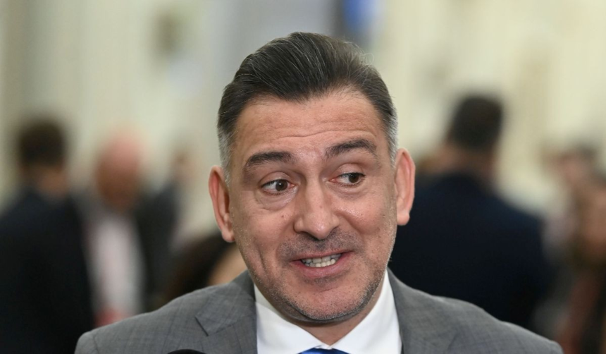 Ilie Dumitrescu, făcut praf de omul crucial pentru Generația de Aur pentru că s-a înțeles cu Răzvan Burleanu: „Gest mârșav și laș” 1 wp header logo 1522
