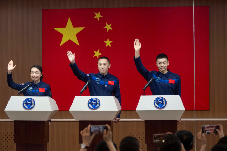 China trimite, pentru prima dată, un astronaut în spațiu care va petrece un an întreg pe orbită 1 wp header logo 1898