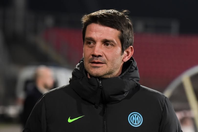 Cristi Chivu în DOLIU A murit Vezi mai mult 1 699330930 122175782216869536 1980267542909299266 n