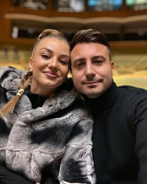 Mesajul trimis de Valentin Sanfira, care a Ș0CAT-O pe Codruța, făcut public: „Dacă mă… 1 721369411 122179484210869536 2148349570073861110 n