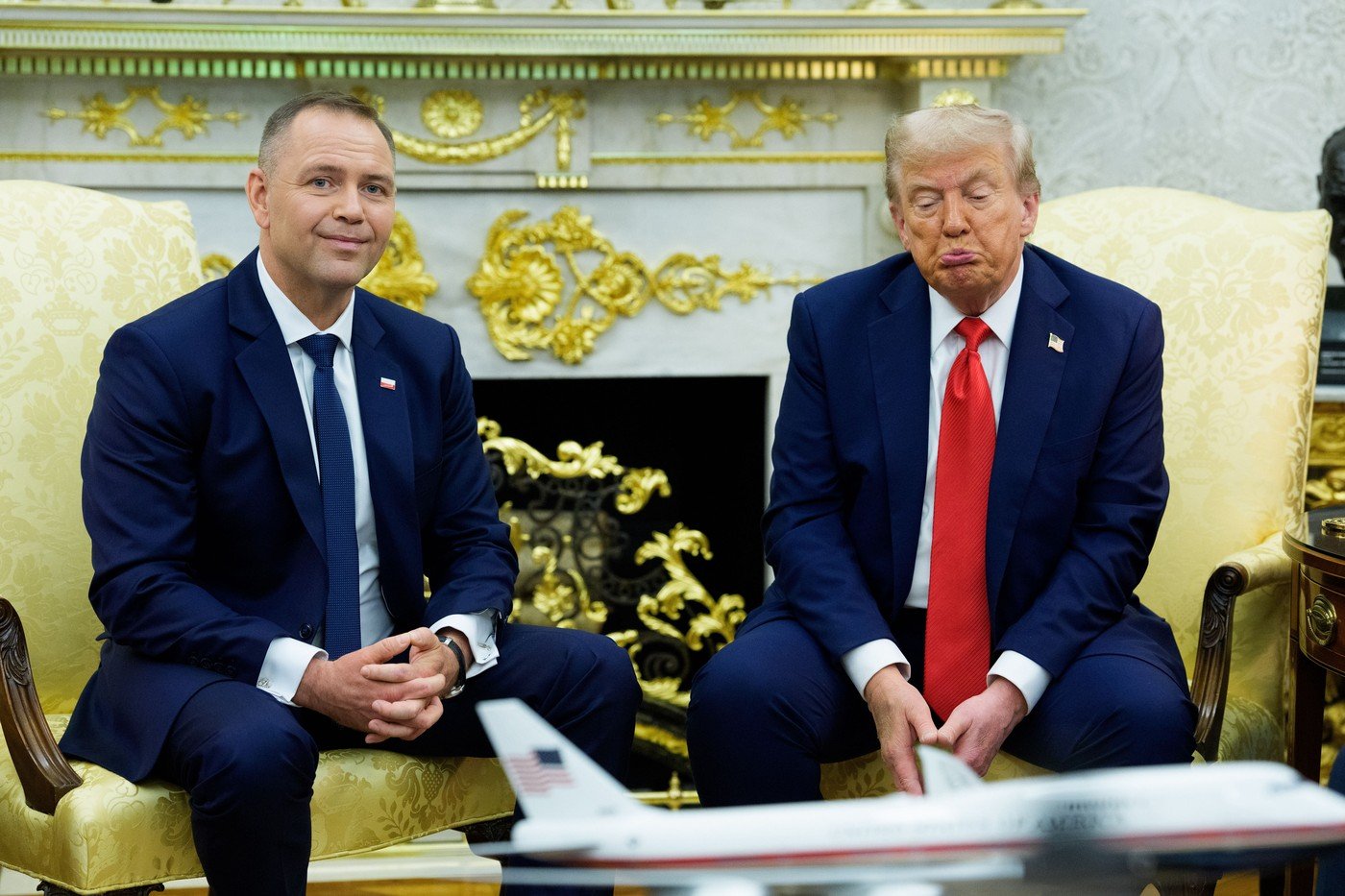 Karol Nawrocki se va întâlni cu Trump pentru a treia oară într-un an. Avertismentul lui Donald Tusk: „Să nu se lase prins în cușcă” 1 wp header logo 1087