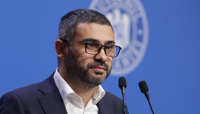 Florin Manole îl contrazice pe Dragoș Pîslaru în disputa privind salariile demnitarilor: „Nu e nevoie să mergi la Bruxelles” 1 wp header logo 117