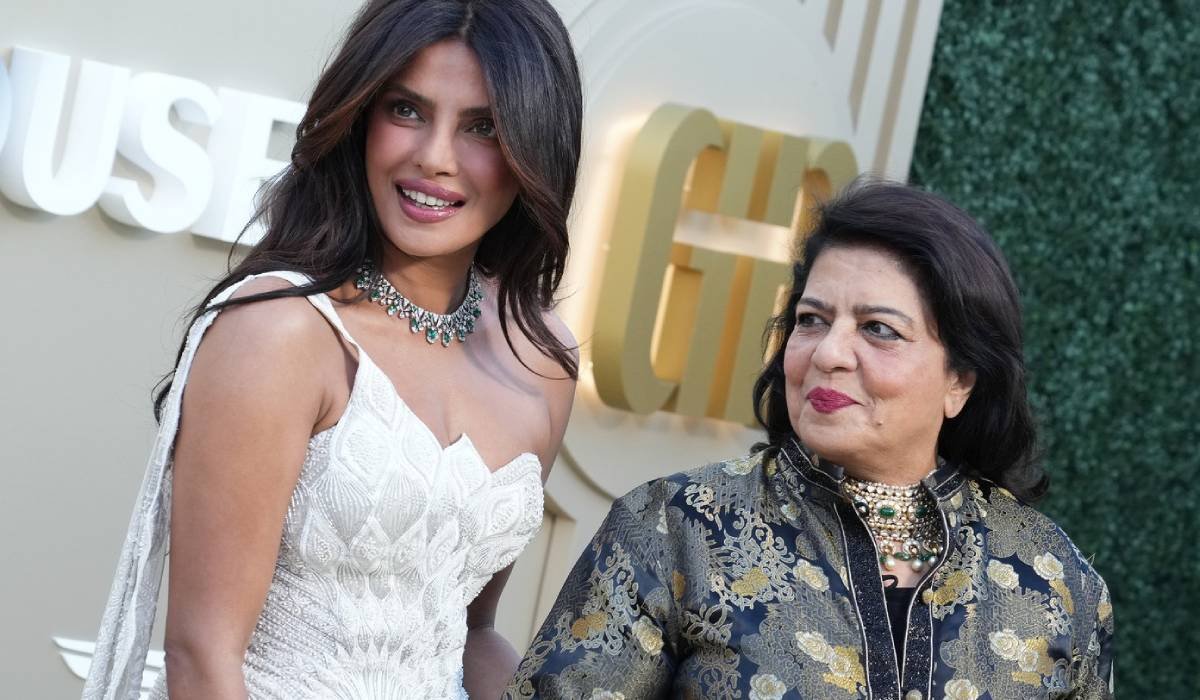 Mama actriței Priyanka Chopra dezvăluie secretul de frumusețe al familiei! Masca preparată acasă pentru un păr bogat și sănătos 1 wp header logo 1302