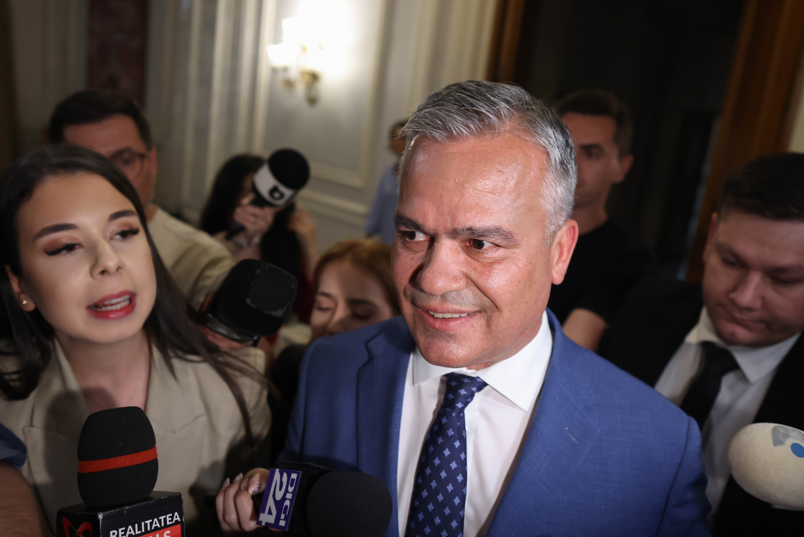 Blocaj: Învestirea noului Guvern se amână. Sorin Grindeanu a ajuns nervos la ședința PSD. Ce le-a transmis Veștea 1 wp header logo 1446