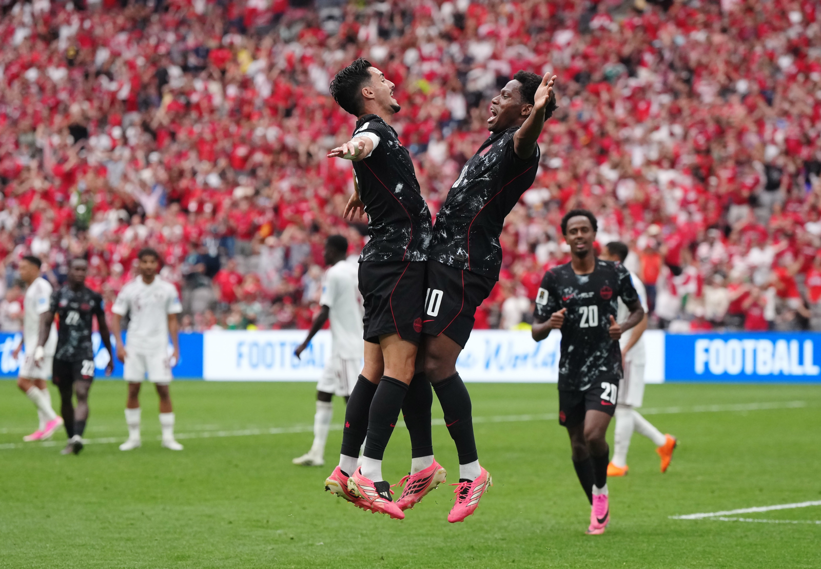 CM 2026. Canada a învins Qatarul, într-o demonstrație de forță. Kone s-a accidentat grav, David a reuşit un hattrick 1 wp header logo 1522