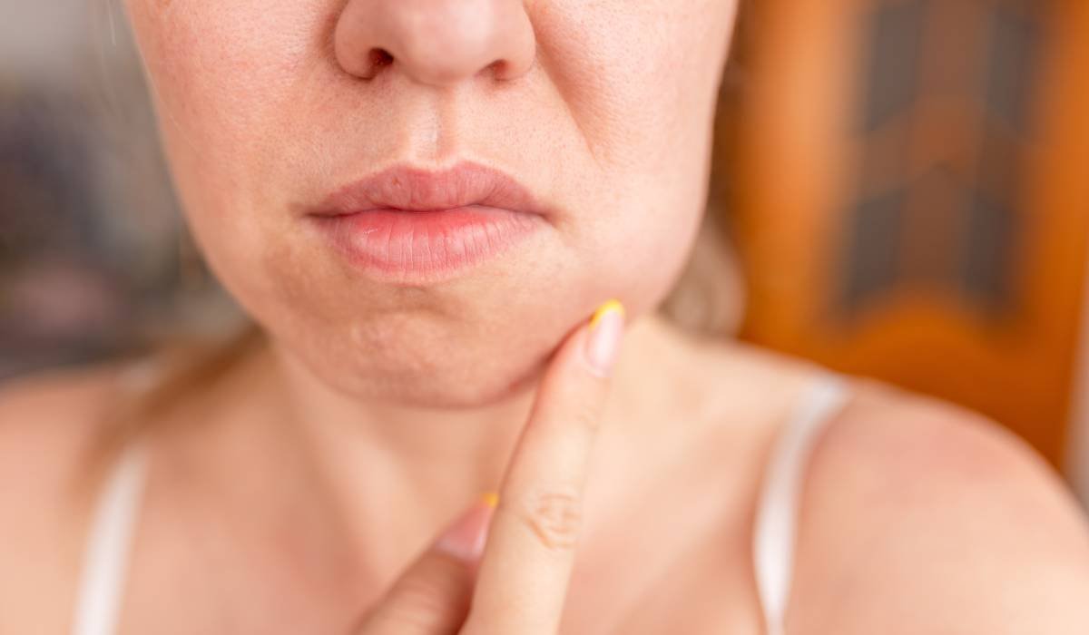 Ce se întâmplă cu dinții și gingiile în timpul menopauzei. Explicațiile medicului stomatolog 1 wp header logo 1526