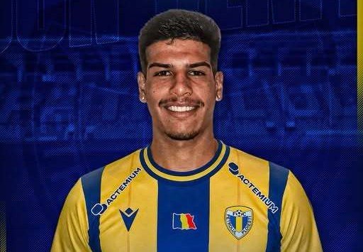 Petrolul Ploiești, transferul #8 al verii! Mijlocaș argentinian de la River Plate 1 wp header logo 1541